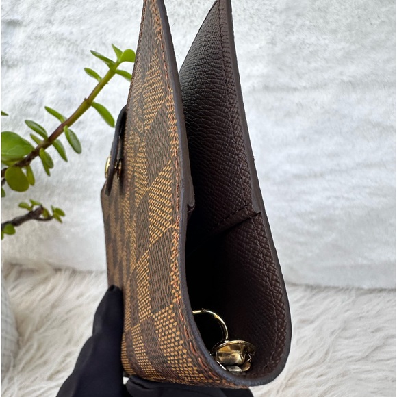 Louis Vuitton Damier Agenda - Picture 5 of 17